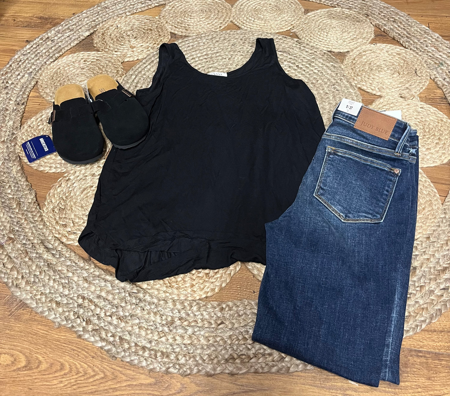 Zenana Round Neck Flowy Hem Tank