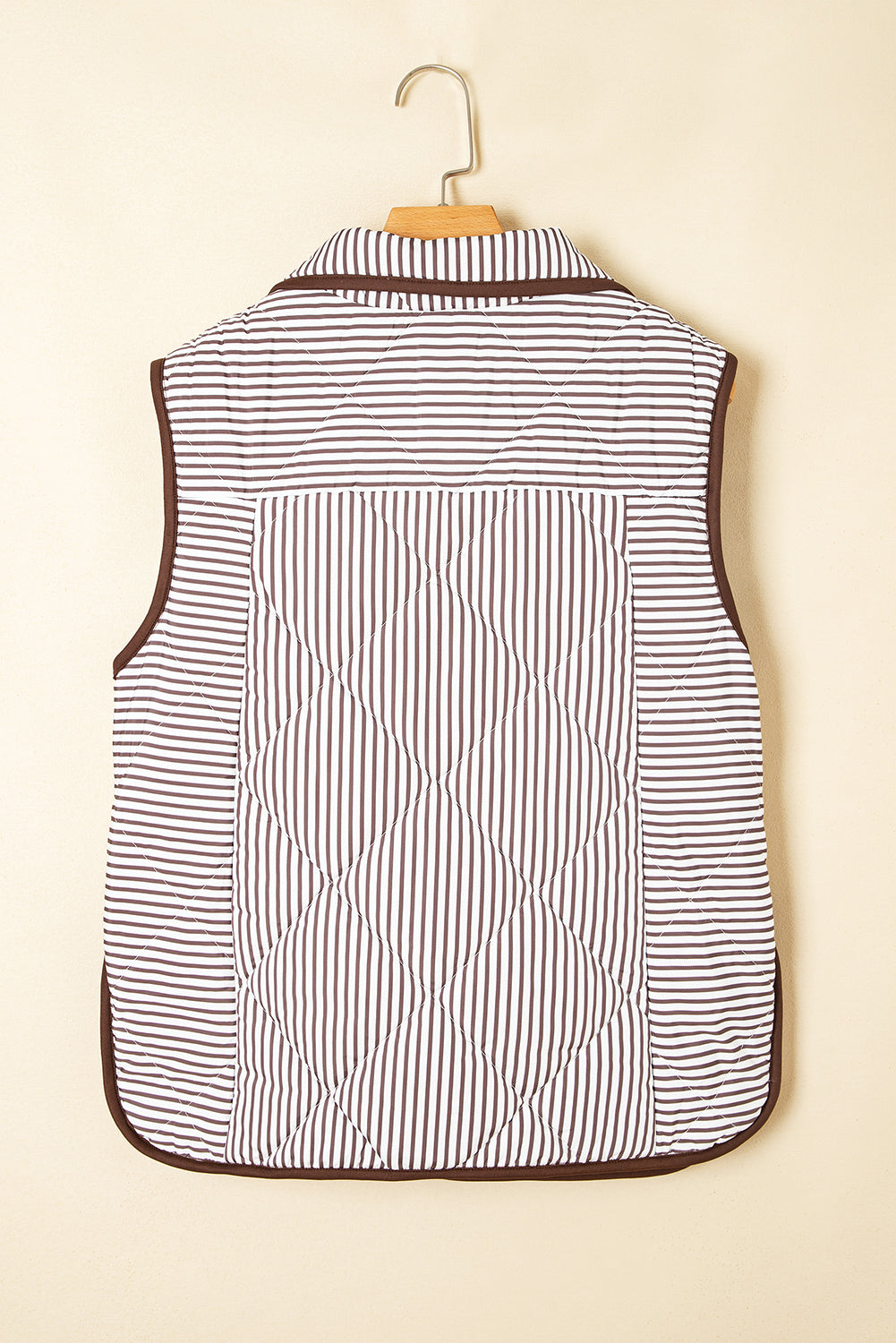 Striped Quilted Puffer Vest with Contrast Trim – Cozy Layering Piece