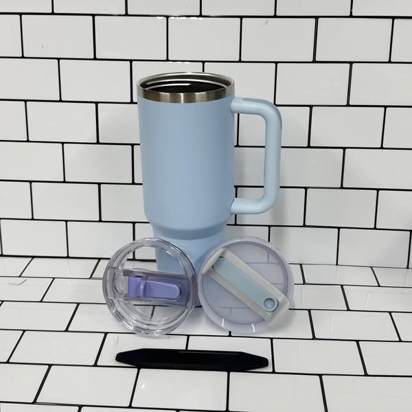 So Cutie 40 oz Cup with Handle & Straw – Big Sips, Bold Style 💧🎀