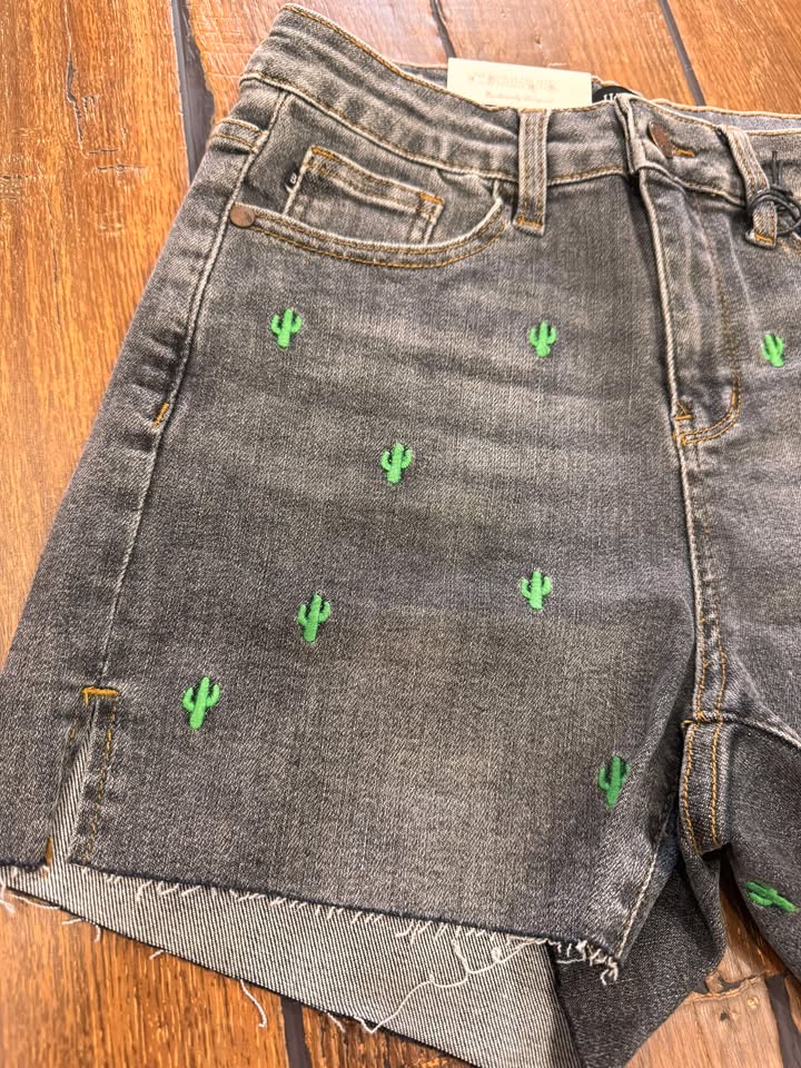 Hi‑Waisted Cactus Embroidery Cut‑Off Shorts – Judy Blue Desert Vibes ✨