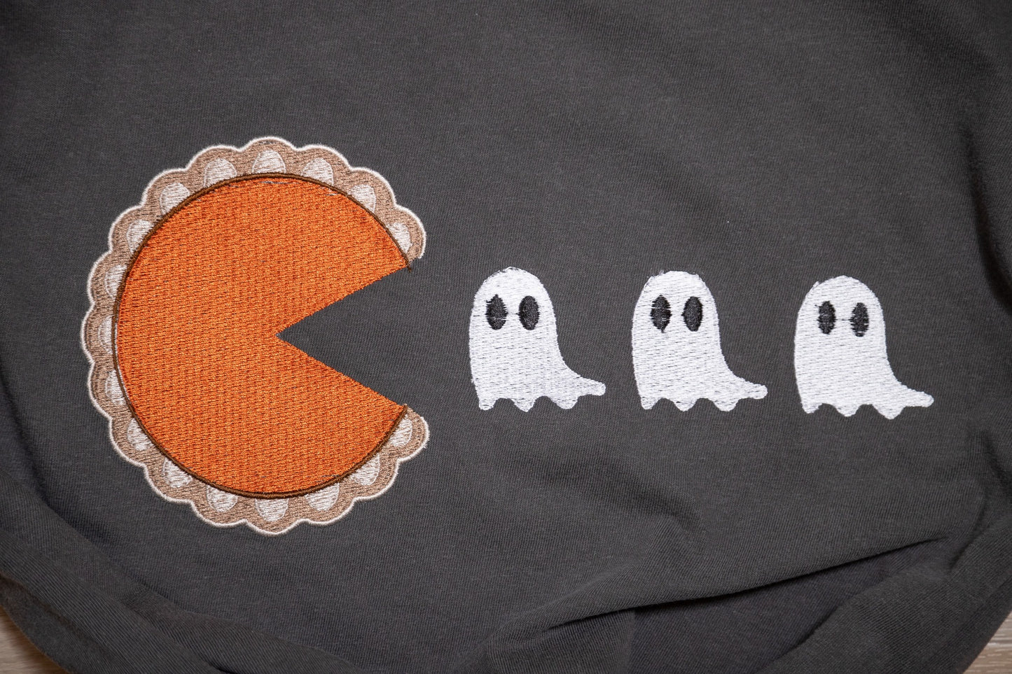 Embroidered Pumpkin Pie Pac-Man Tee – Retro Ghost Halloween Embroidery T-Shirt