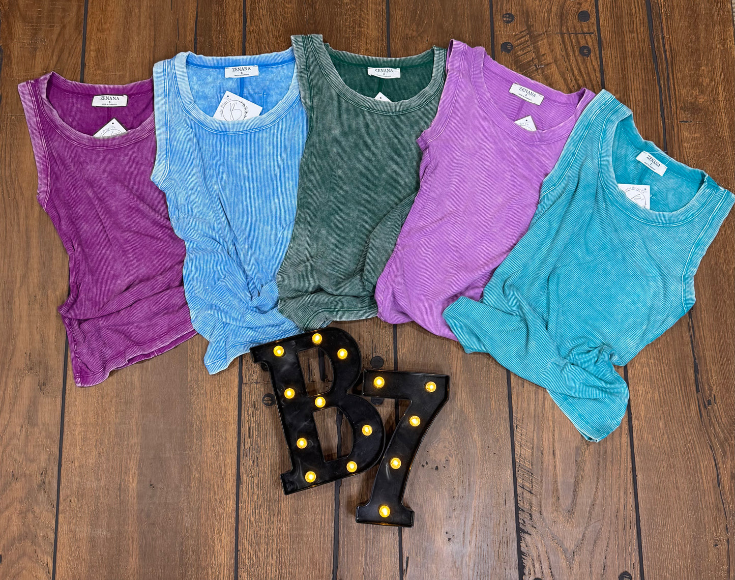 Washed Ribbed Scoop Neck Tank Top – Zenana Relaxed Rib Tank for Everyday Comfort 🤎