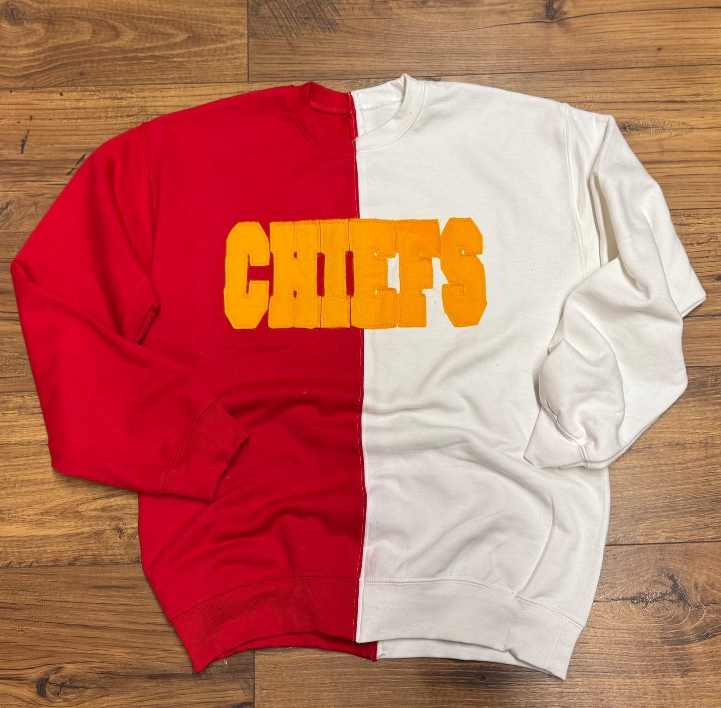 Kansas City Chiefs Split Crewneck Sweatshirt – Red & White Colorblock