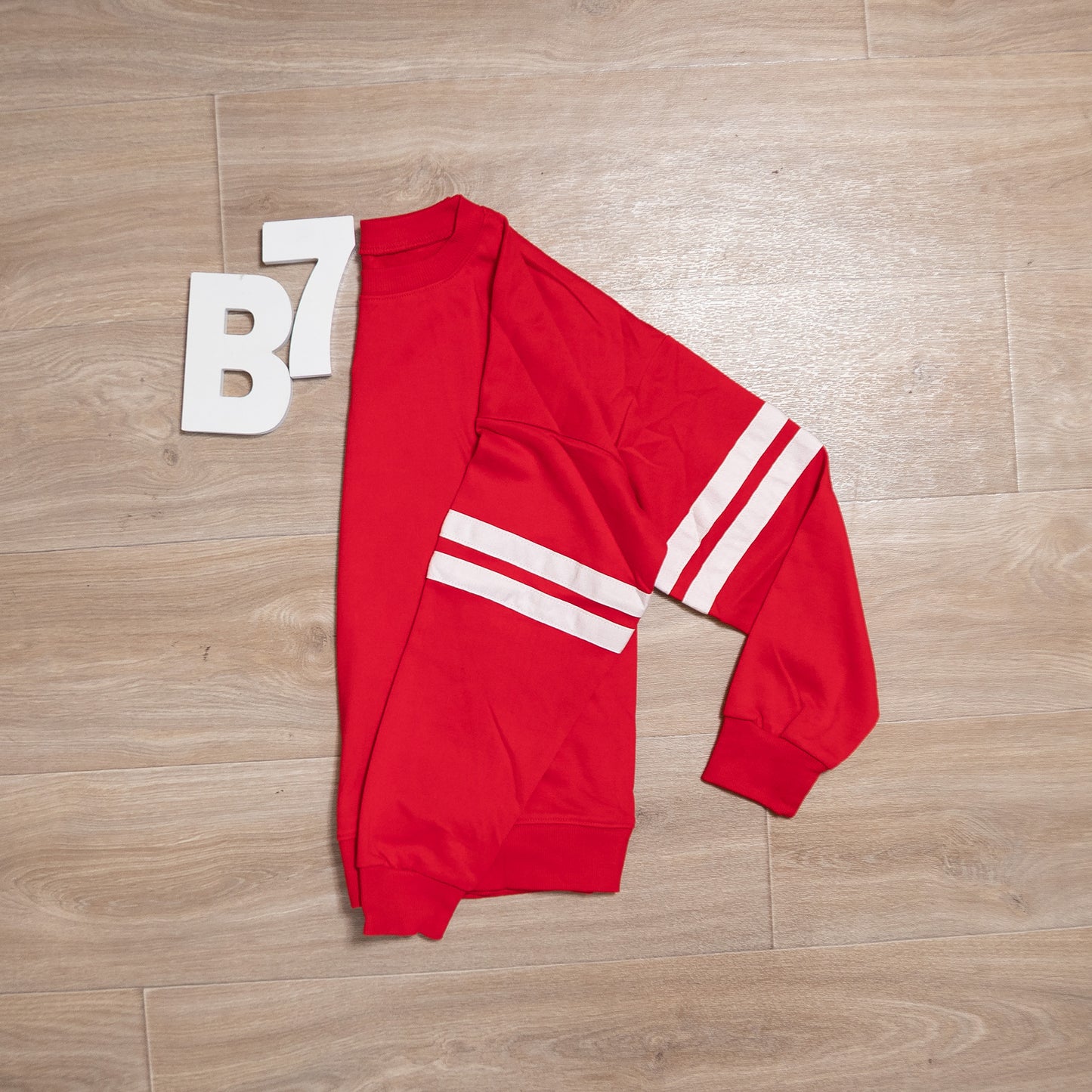 Varsity Striped Oversized Sweatshirt – Drop-Shoulder Casual Pullover