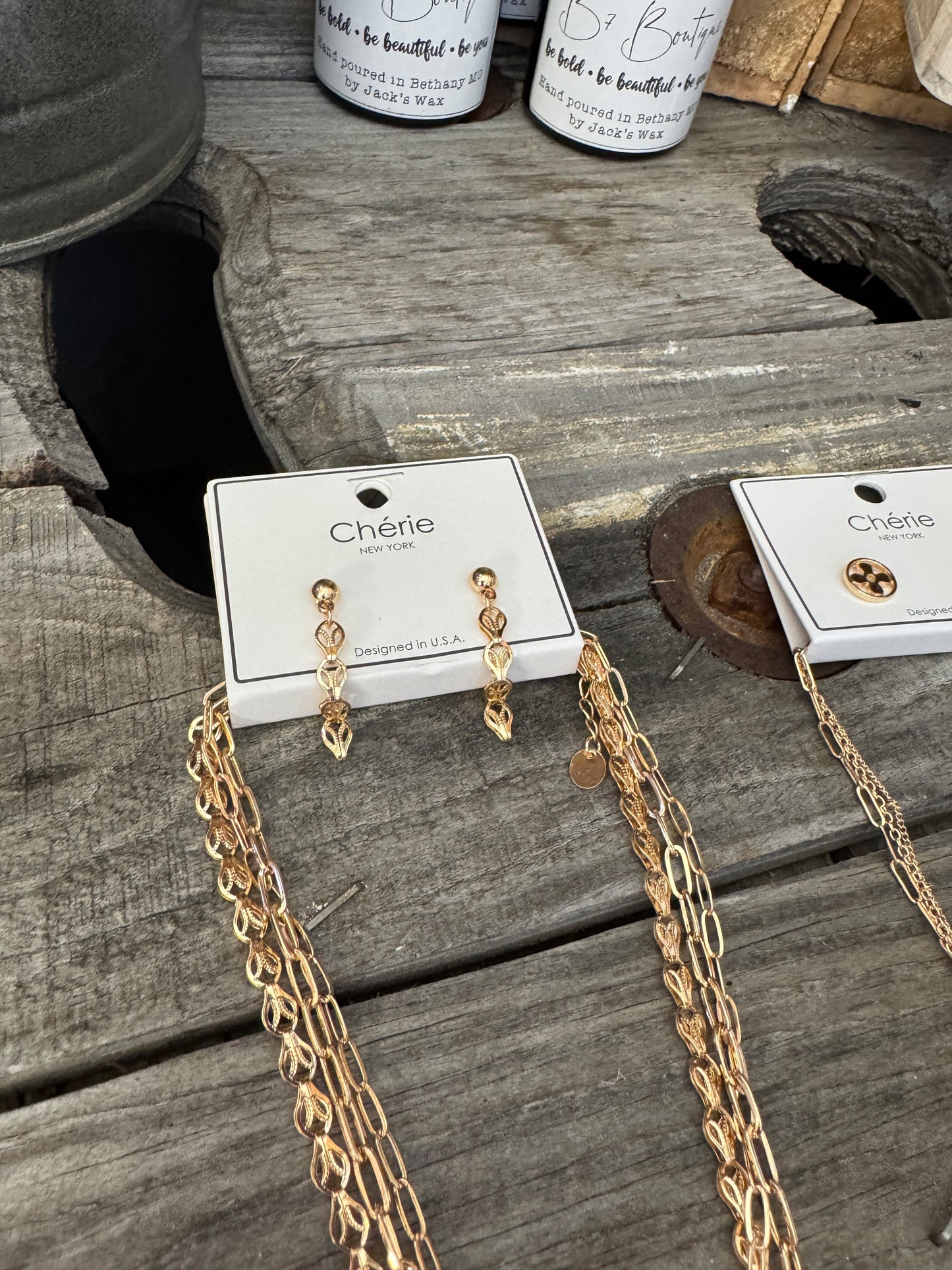 “Layers for Days necklace and earring set – Tear Drop style”
“Layered necklace with matching Leafy Chain earrings”
“Big Paper Clip layered necklace and earring duo, no-tarnish”