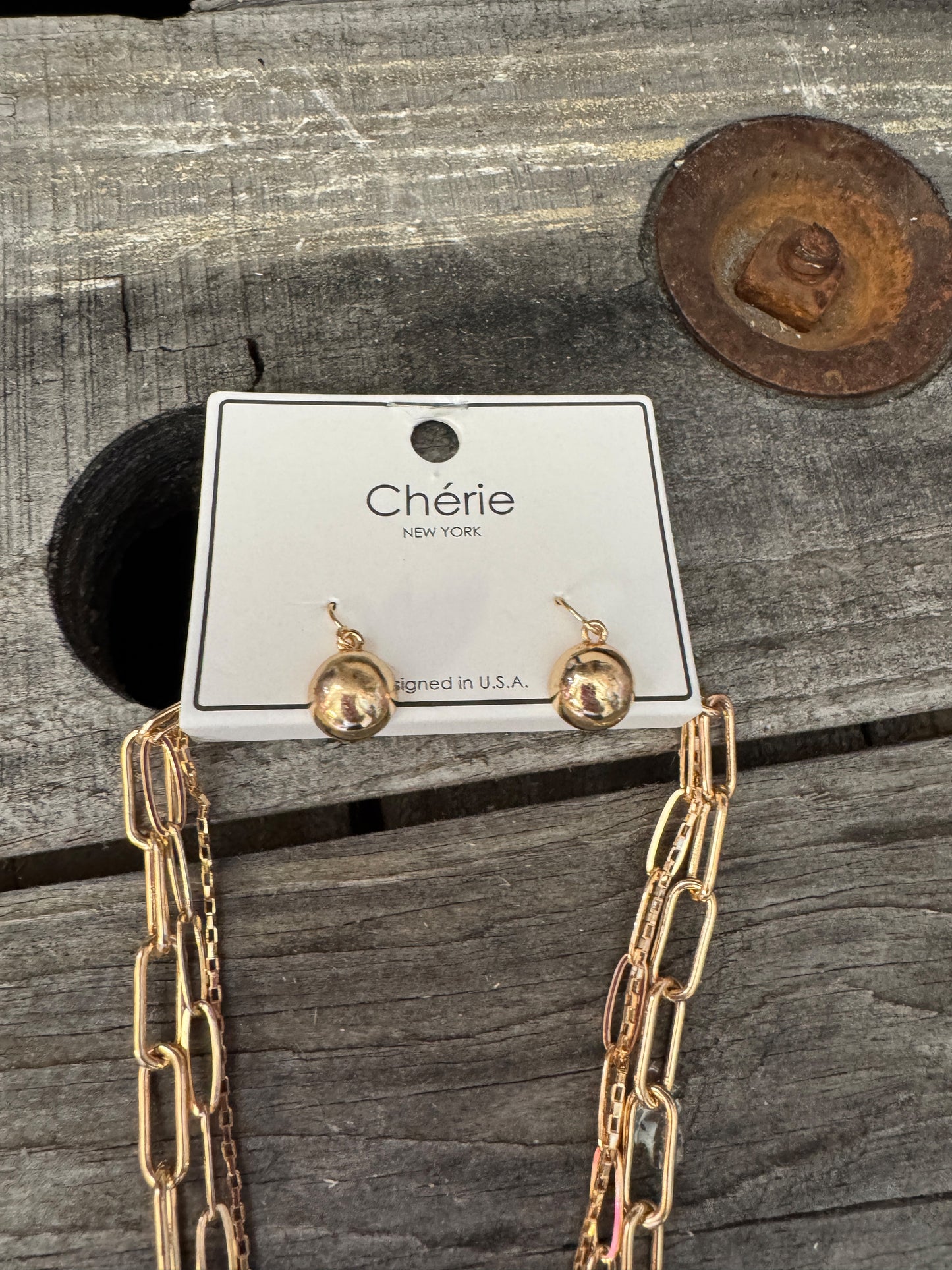 “Layers for Days necklace and earring set – Tear Drop style”
“Layered necklace with matching Leafy Chain earrings”
“Big Paper Clip layered necklace and earring duo, no-tarnish”
