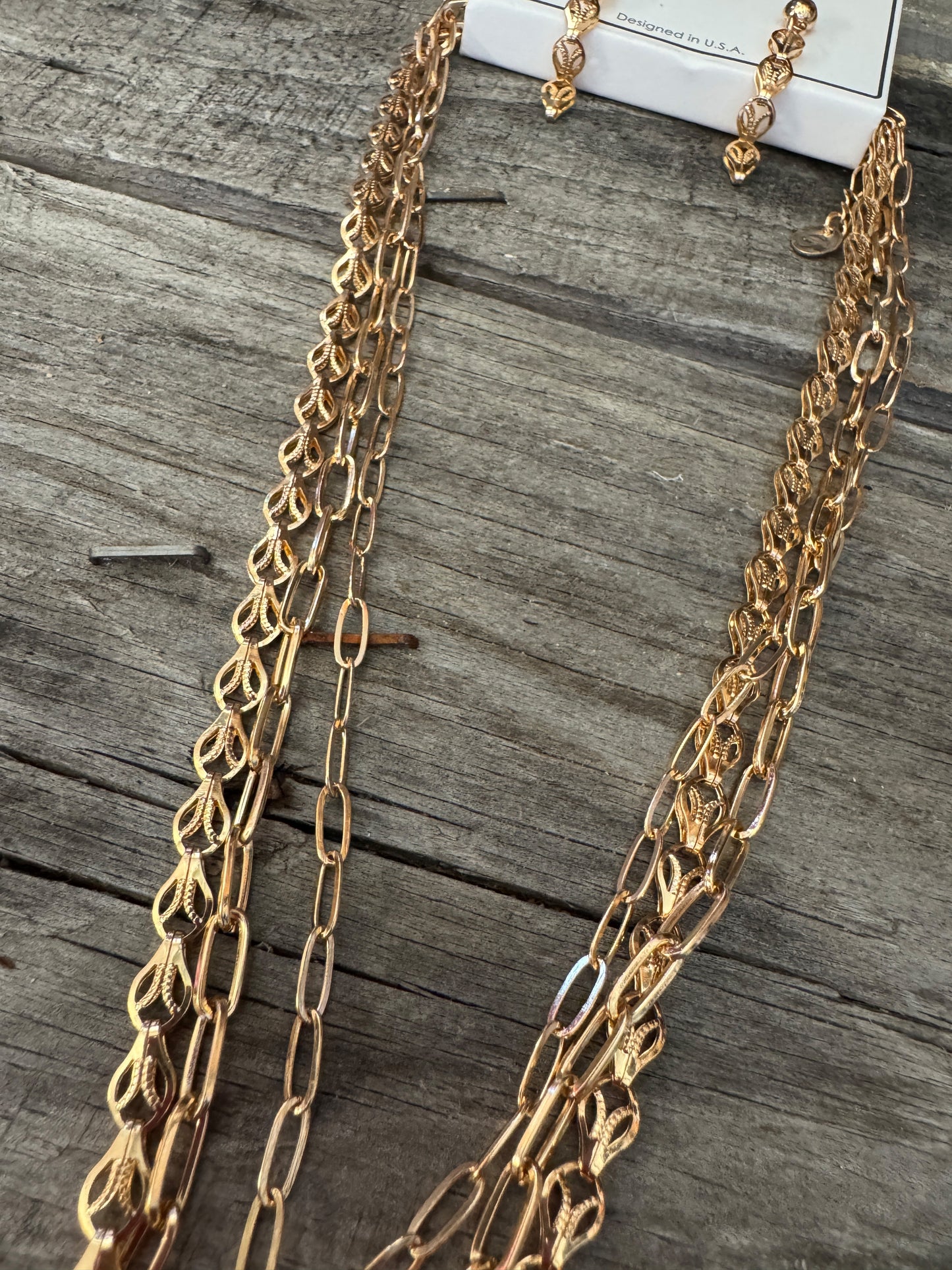 “Layers for Days necklace and earring set – Tear Drop style”
“Layered necklace with matching Leafy Chain earrings”
“Big Paper Clip layered necklace and earring duo, no-tarnish”