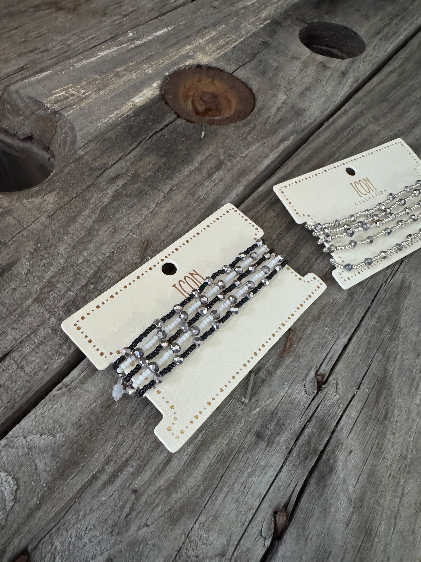 "Luxe Layered Elegance Bracelet Set with beads and pearls"
"Stacked lightweight bracelets with metallic accents"
"Chic layered bracelet set for polished every day"