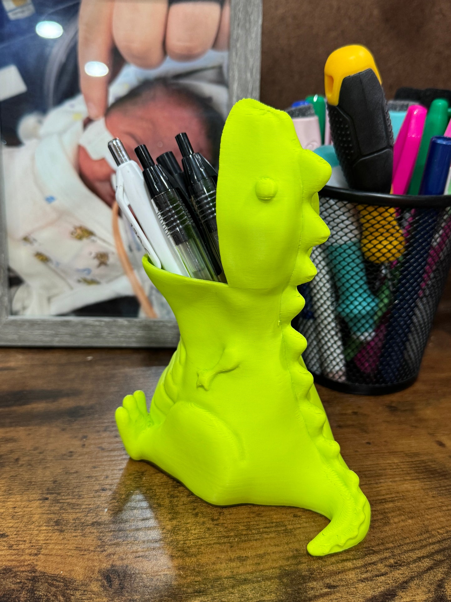 Roar-some T-Rex Pen Holder – Made by Jax at Briggs 3D Printing