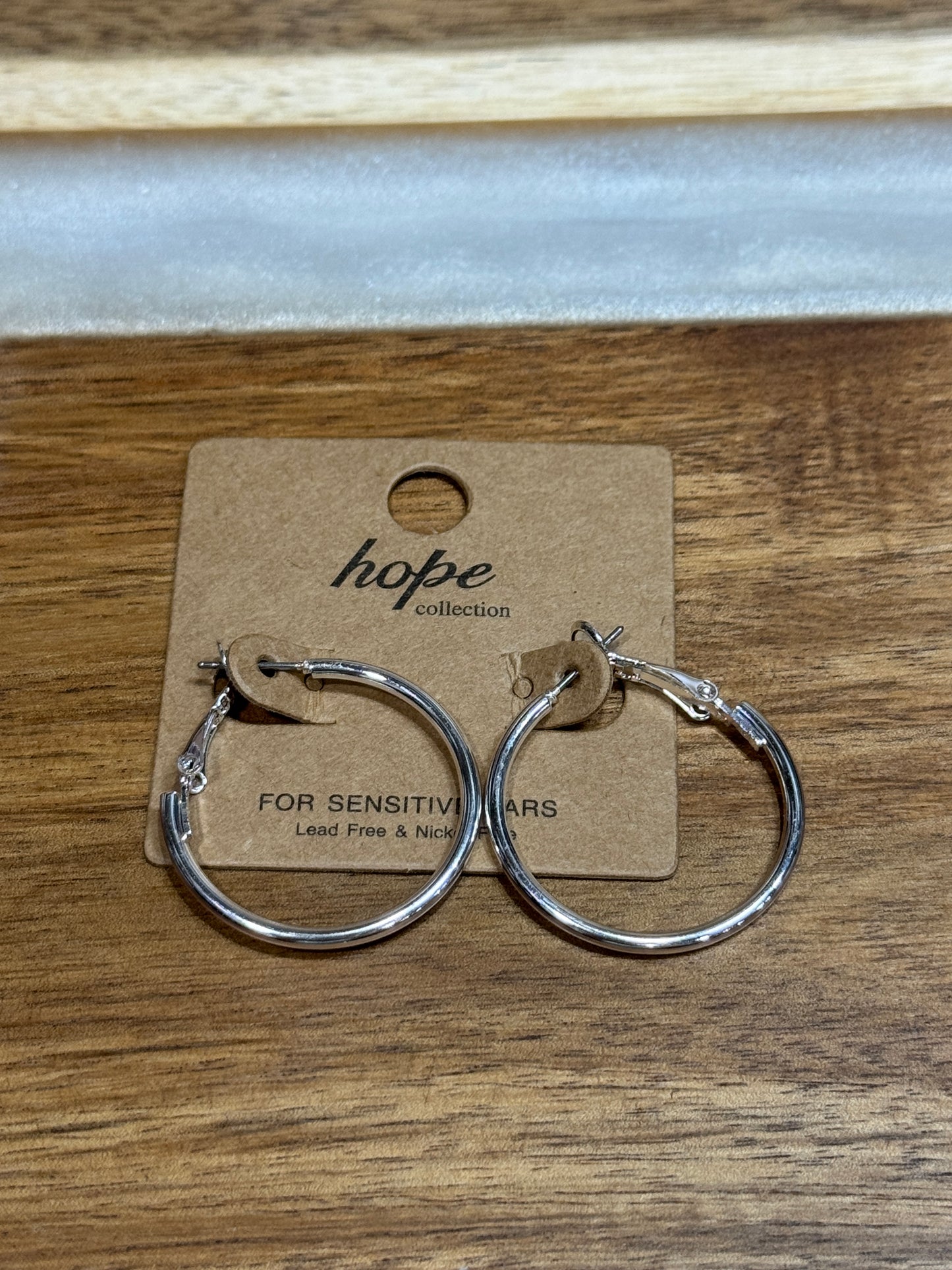 Hoop Earrings Collection – Gold, Silver, Chunky & Dainty Hoops for Every Style | Must-Have Women’s Jewelry