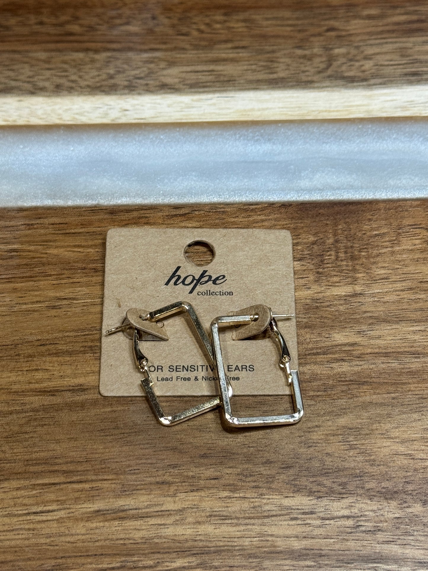 Hoop Earrings Collection – Gold, Silver, Chunky & Dainty Hoops for Every Style | Must-Have Women’s Jewelry