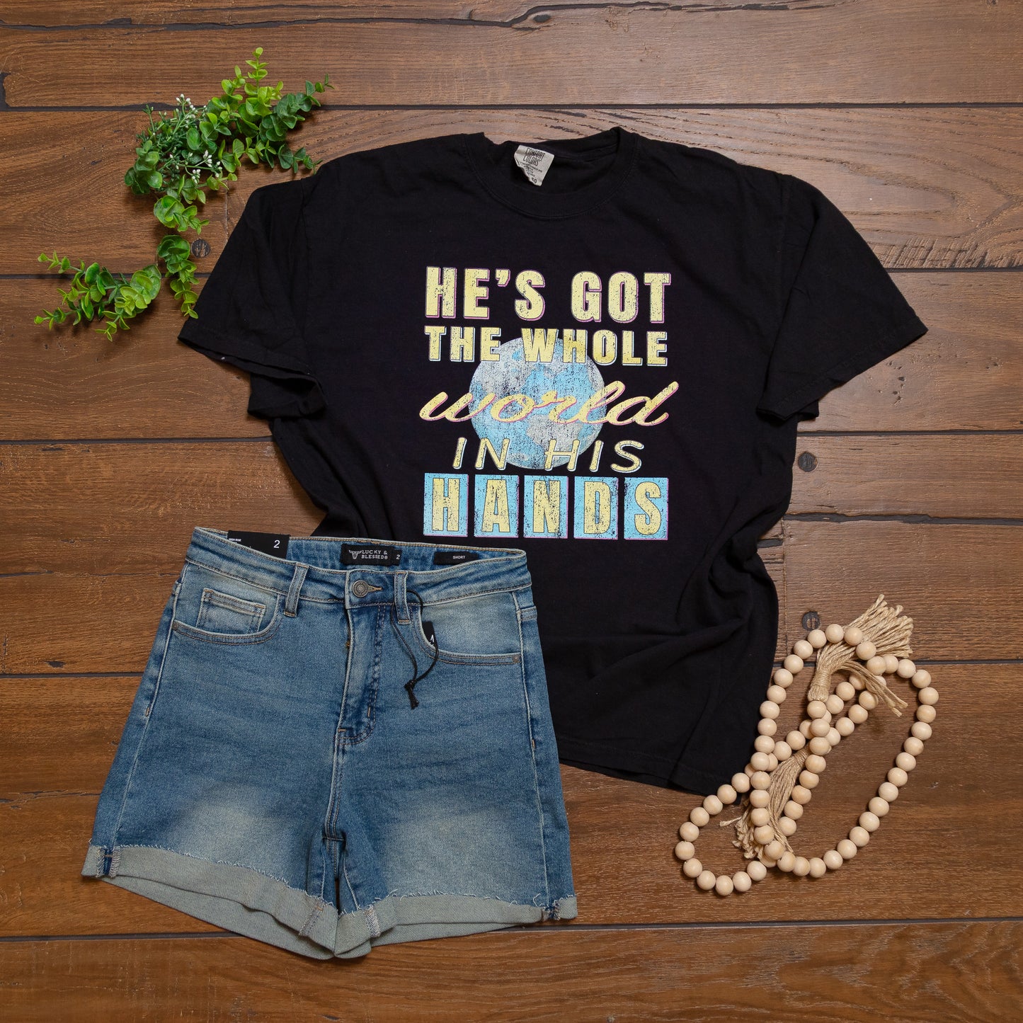 He’s Got the Whole World in His Hands | Graphic Tee
