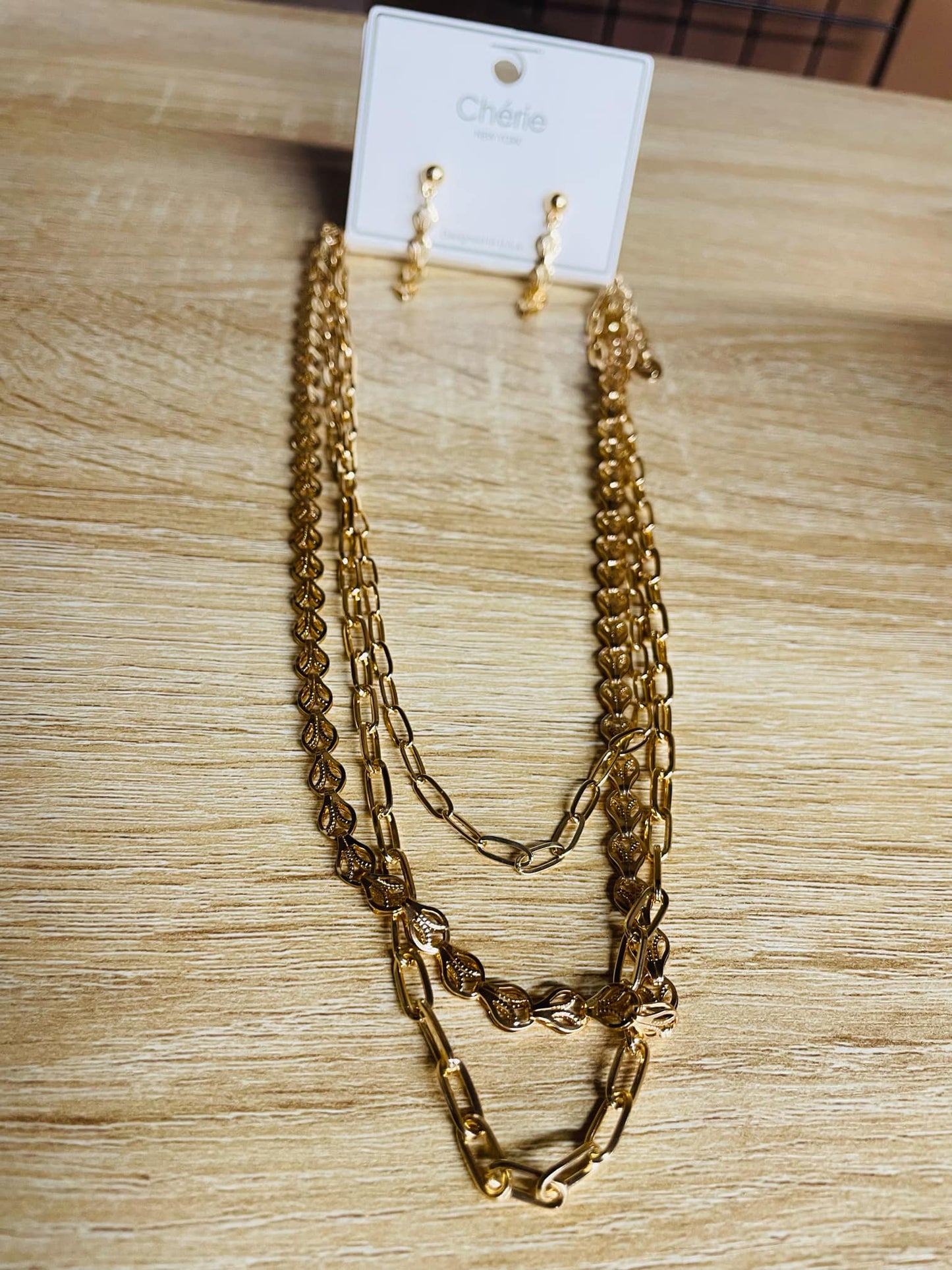 “Layers for Days necklace and earring set – Tear Drop style”
“Layered necklace with matching Leafy Chain earrings”
“Big Paper Clip layered necklace and earring duo, no-tarnish”