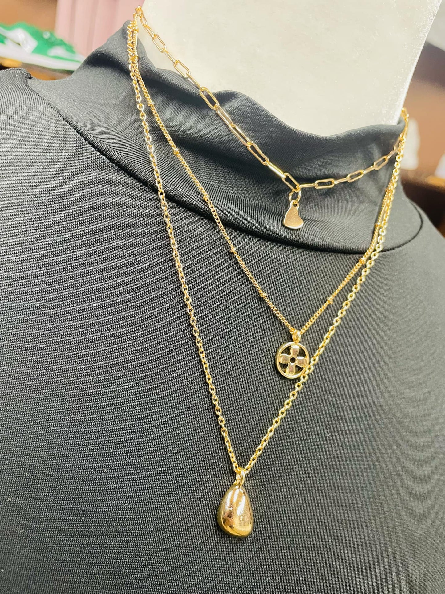 “Layers for Days necklace and earring set – Tear Drop style”
“Layered necklace with matching Leafy Chain earrings”
“Big Paper Clip layered necklace and earring duo, no-tarnish”