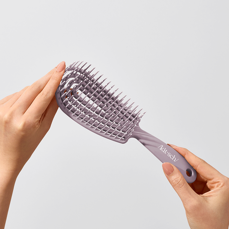 KITSCH Detangling Flexi Brush – Ergonomic Hair Brush for All Hair Types | Soft Lavender