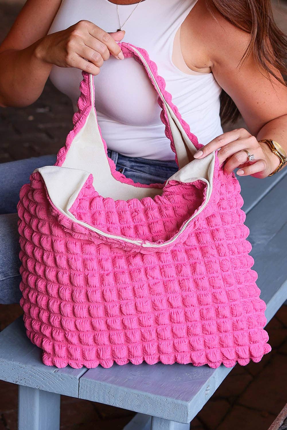 Rose Red Puffy Texture Casual Shopping Bag – Oversized Bubble-Pleated Tote (One Size)