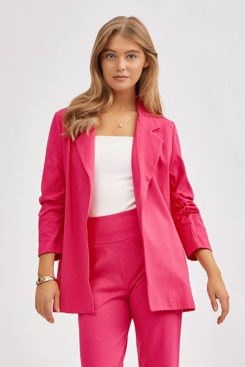 “Dear Scarlett Magic Ponte Blazer with ¾ ruched sleeves”
“Stretch blazer open front in soft double-knit”
“Tailored yet cozy blazer – Dear Scarlett Magic Blazer”
