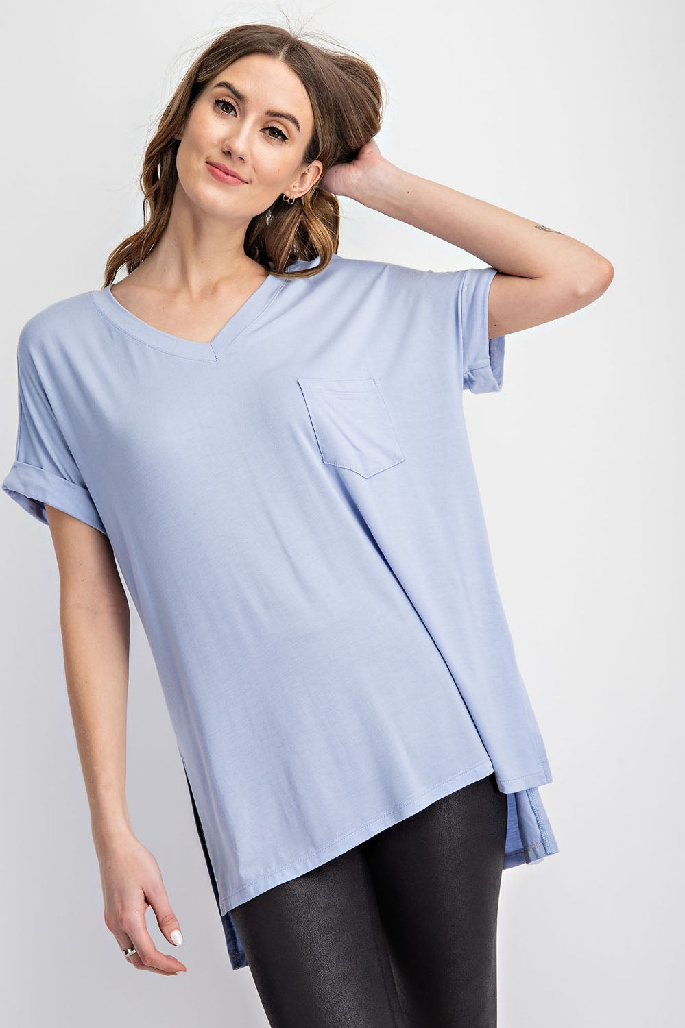 V NECK BASIC HIGH-LOW HEM TOP Rae Mode.