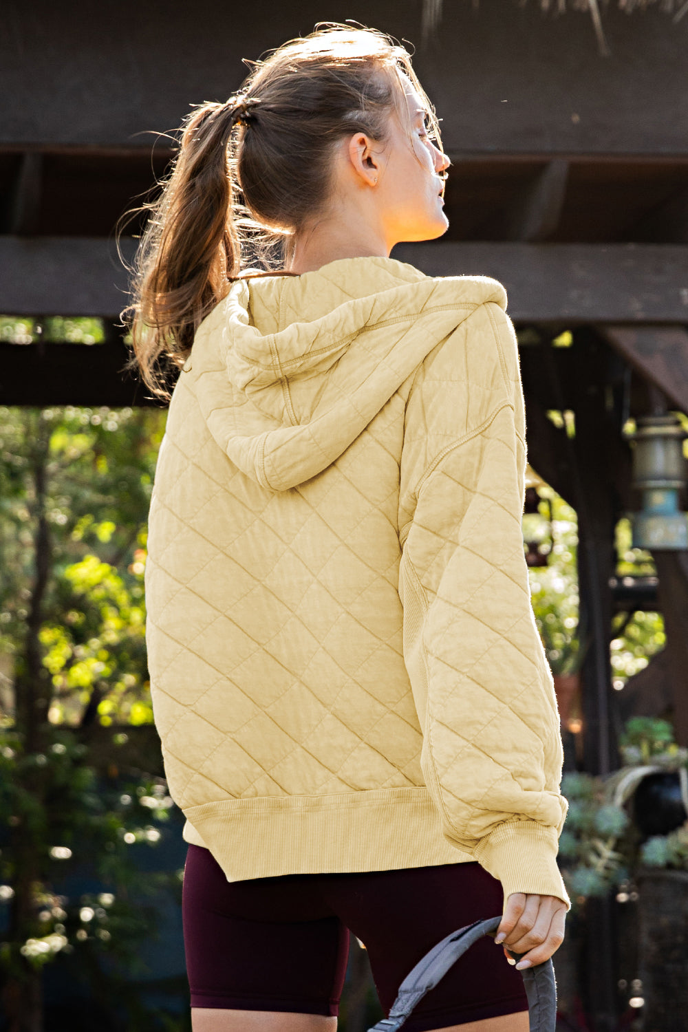 MINERAL WASHED QUILT QUARTER ZIP HOODIE