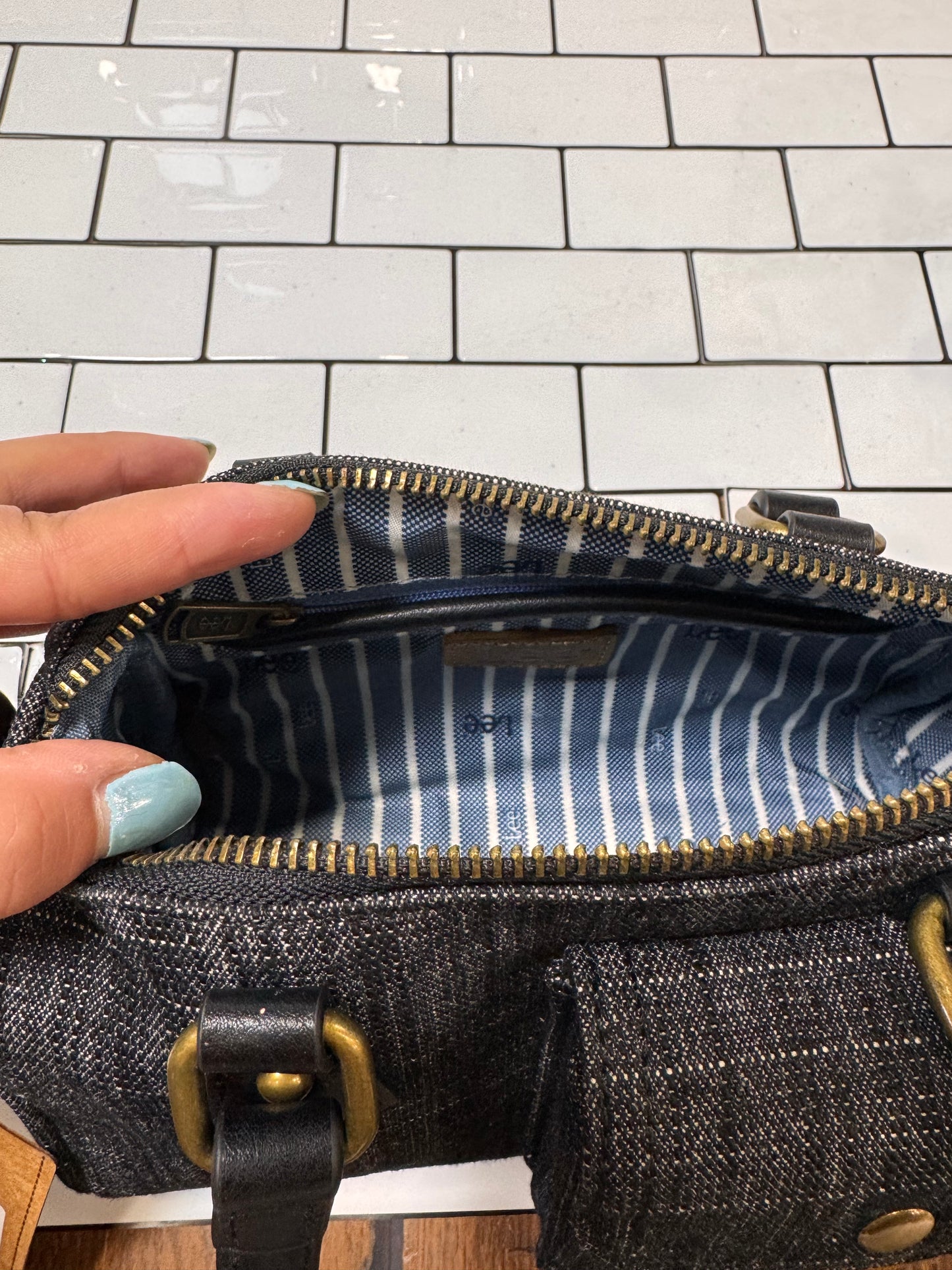 Lee Denim Canvas Bag – Casual Cool Meets Everyday Function