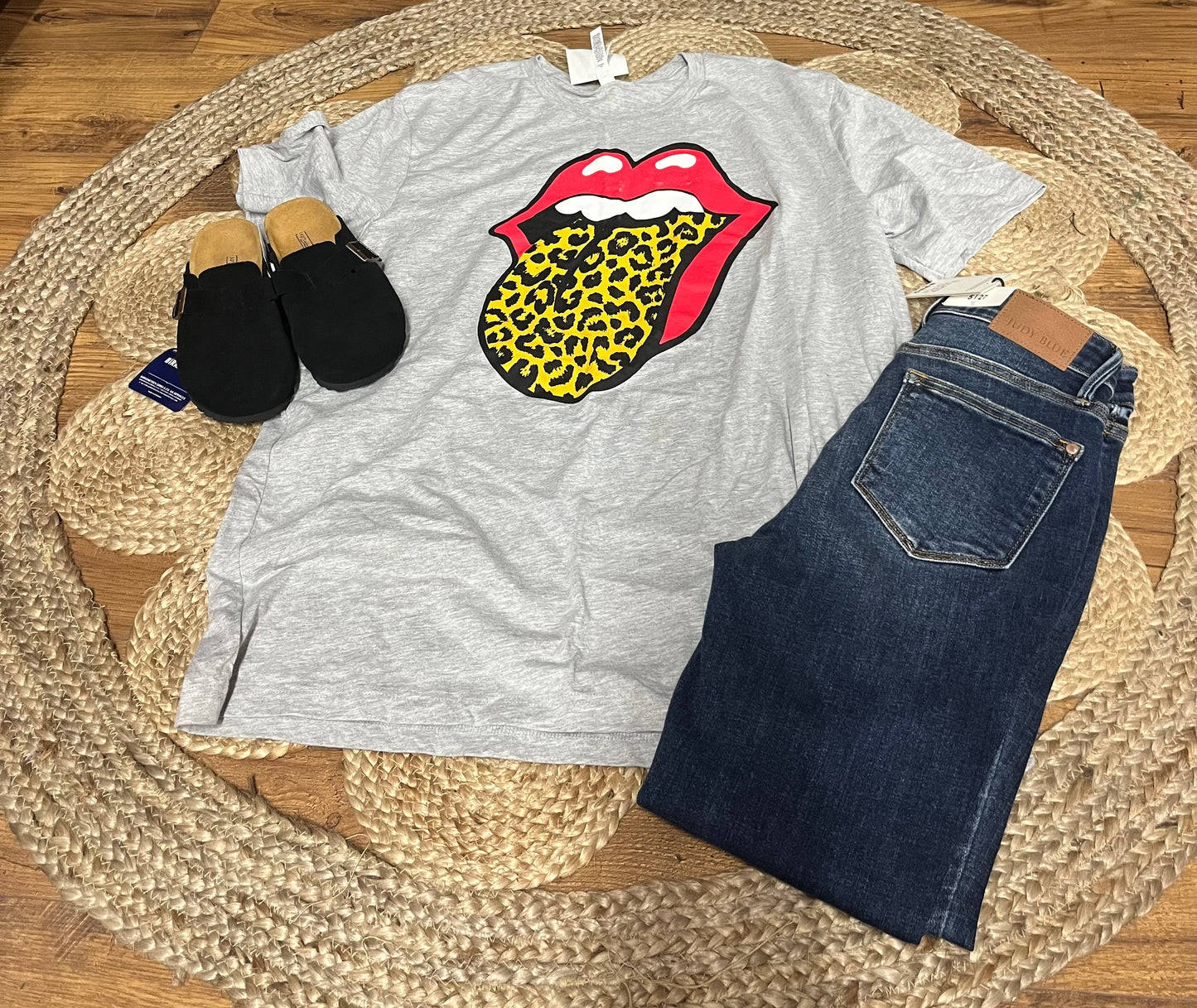 Lips N’ Cheetah Tee