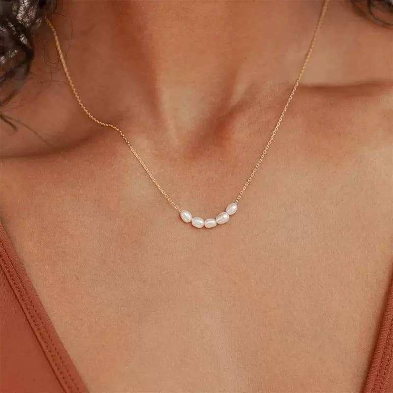 Pearl Crush Necklace | 18K Stainless Steel Non-Tarnish Pearl Necklace