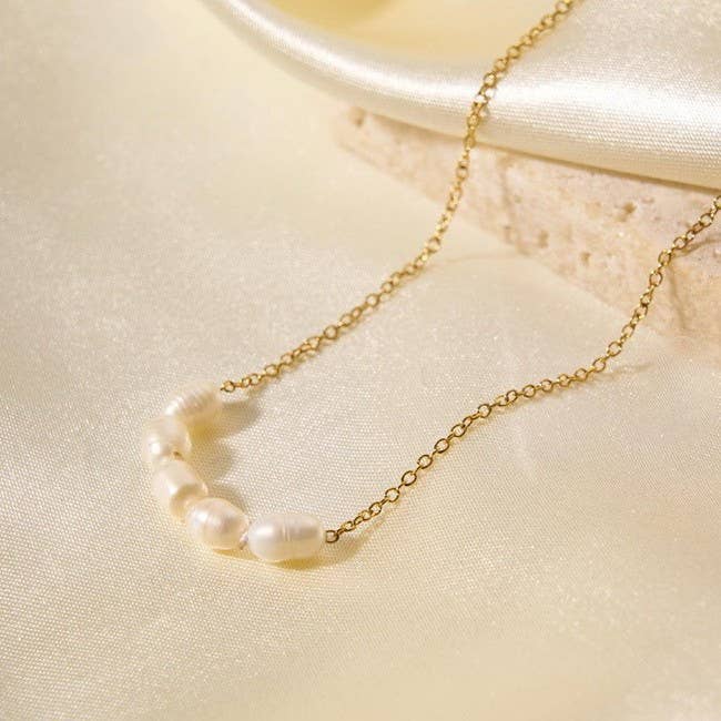 Pearl Crush Necklace | 18K Stainless Steel Non-Tarnish Pearl Necklace