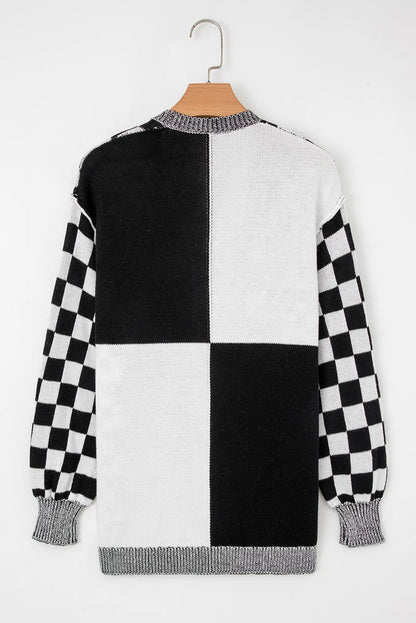 🖤 Checkmate Chic Checkered Cardigan