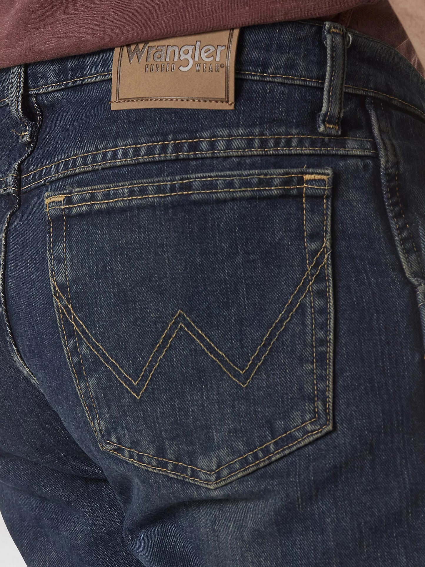 WRANGLER RUGGED WEAR® RELAXED FIT MID RISE JEAN