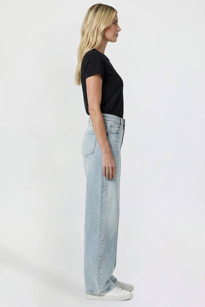 Kayla High Rise Wide Leg Jeans | YMI Premium Stretch Light Wash Denim