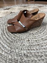 Brown Wedges