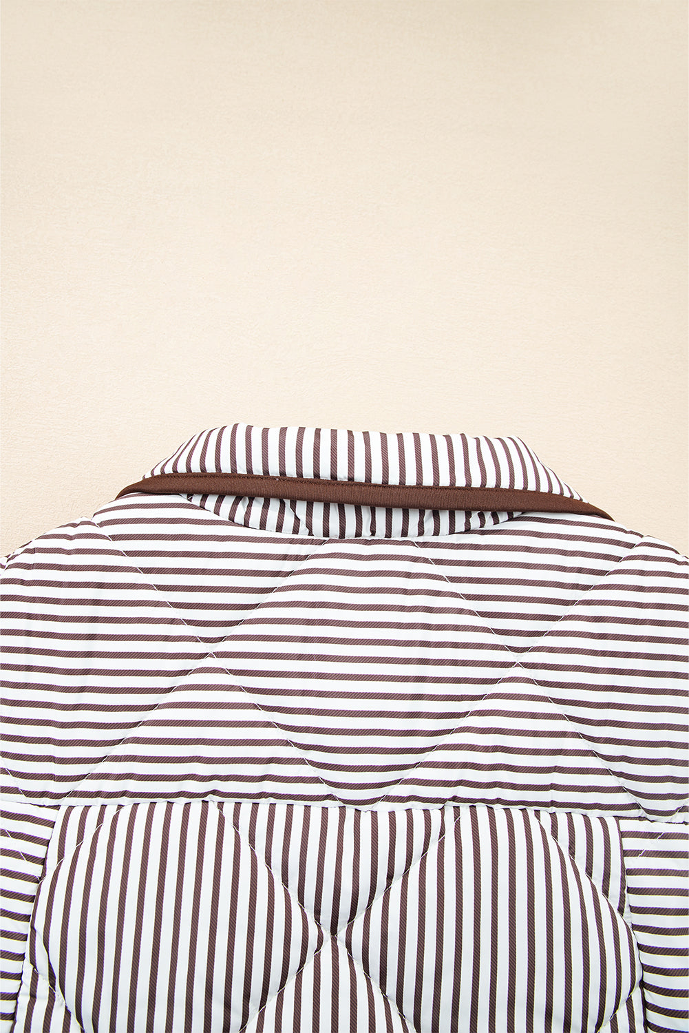 Striped Quilted Puffer Vest with Contrast Trim – Cozy Layering Piece