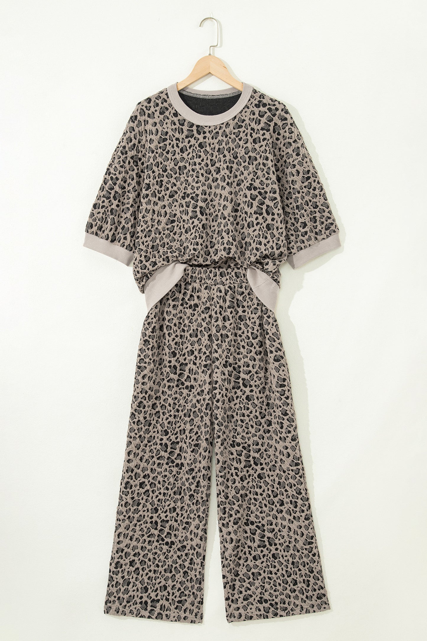 Wild Luxe Jacquard Leopard Two Piece Set – Khaki Puff Sleeve Top & Wide Leg Pants
