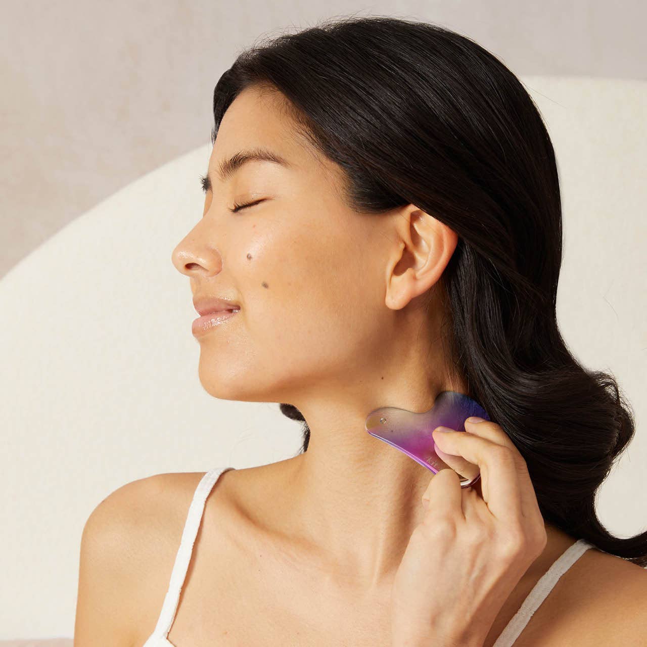 Kitsch Stainless Steel Gua Sha – Iridescent Facial Sculpting Tool