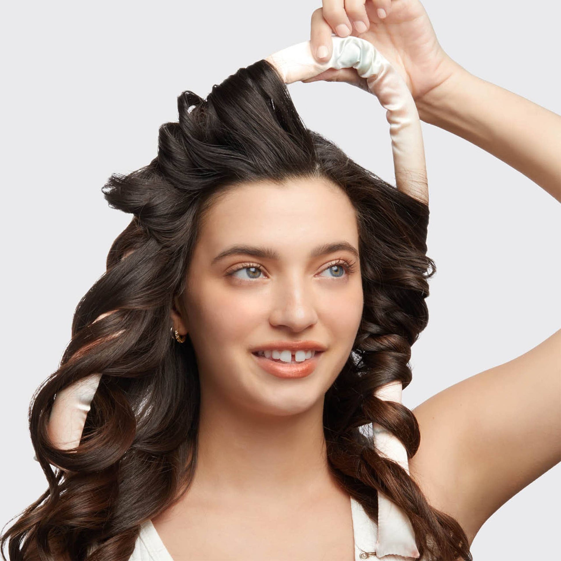 “No heat hair curler for soft overnight curls”