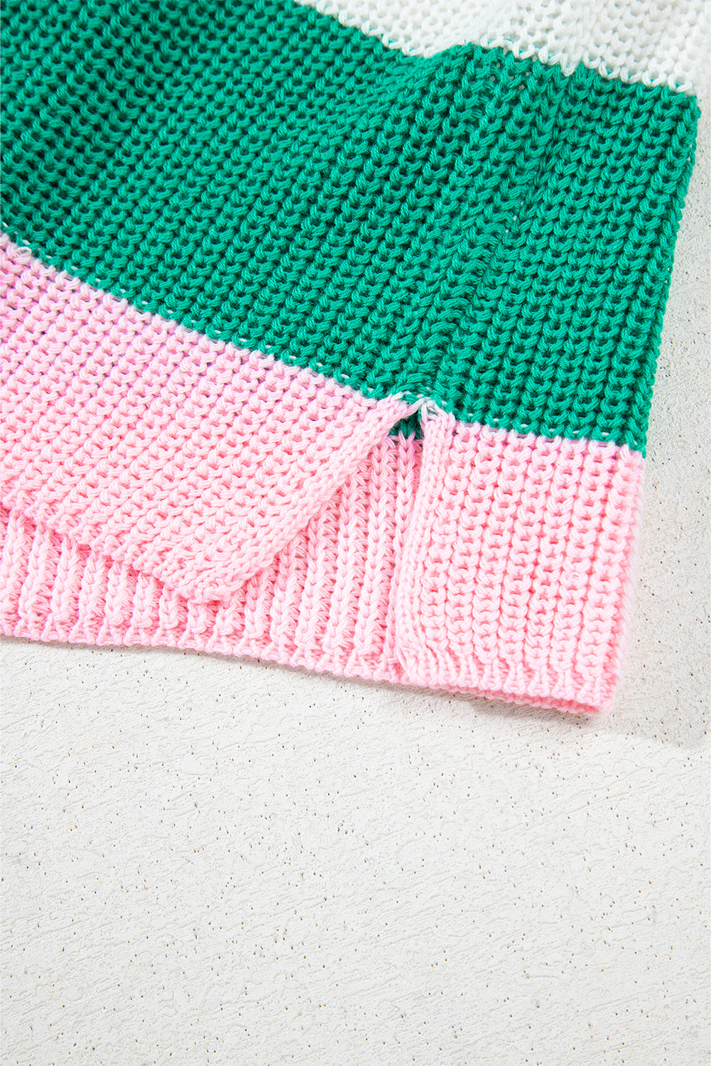 Multicolor Color-Block Notch V-Neck Sweater – Vibrant & Cozy Pullover