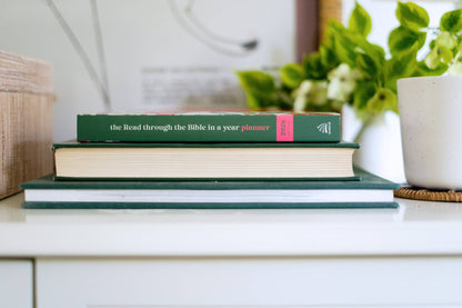Read Through the Bible in a Year Planner – 2026 Edition