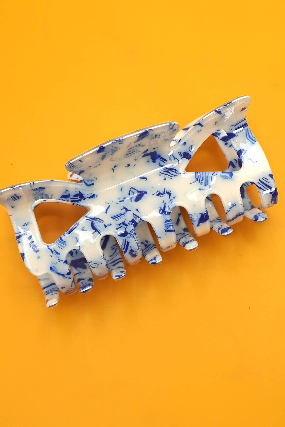 Vintage Toile Porcelain Hair Claw Clip | Blue & White Half Moon Claw Clip