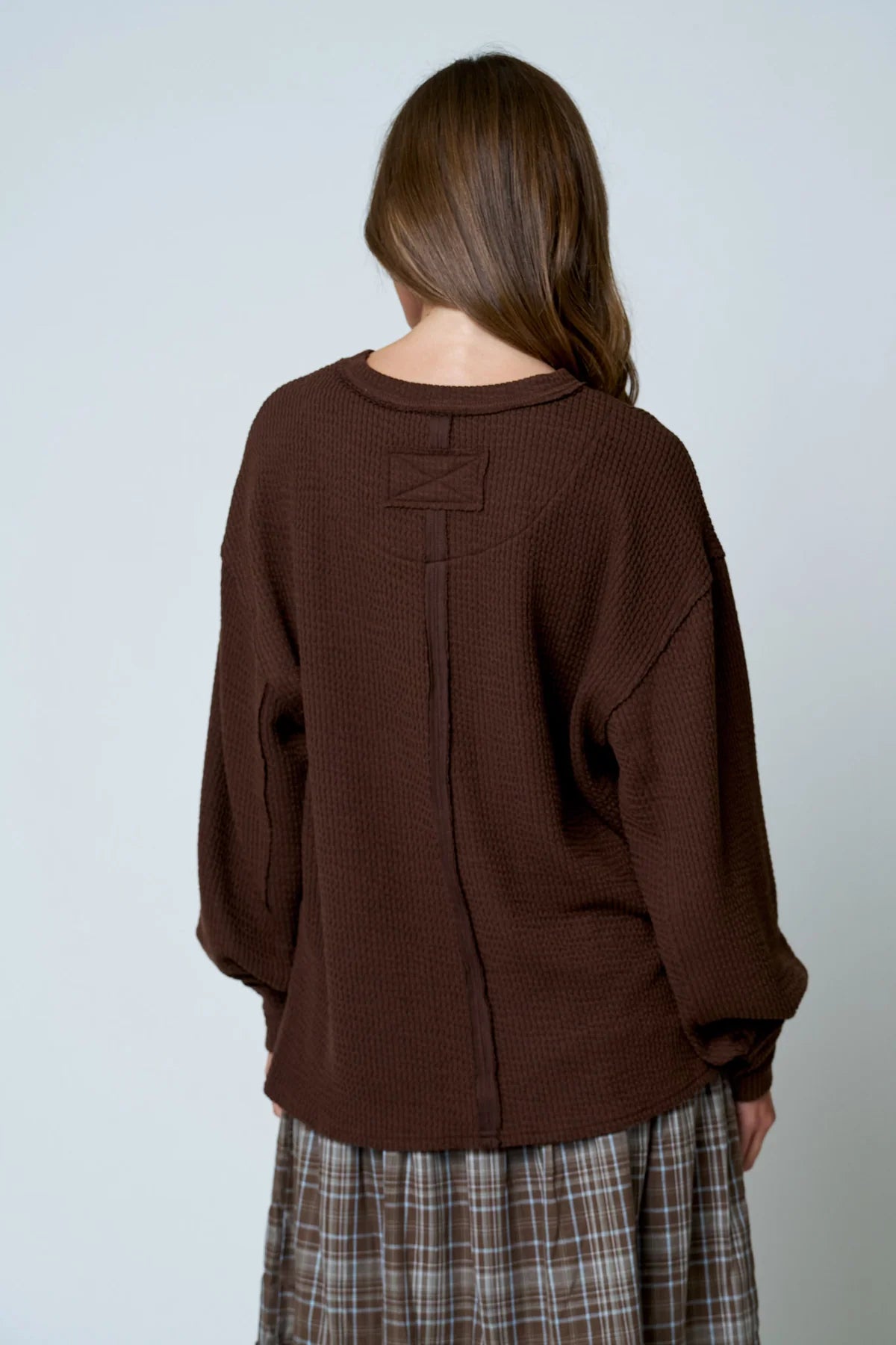 Effortlessly Cozy Textured Knit Top | Exposed Seam Balloon Sleeve Pullover