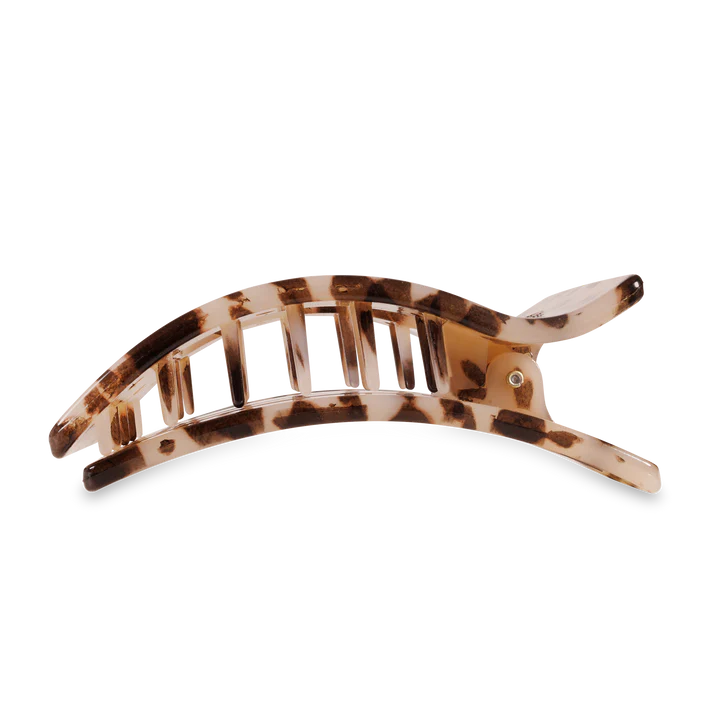 “TELETIES large flat rectangle clip for thick hair”

“No-snag hair clip with strong hold for long hair”

“Flat-back comfortable claw clip by TELETIES”

