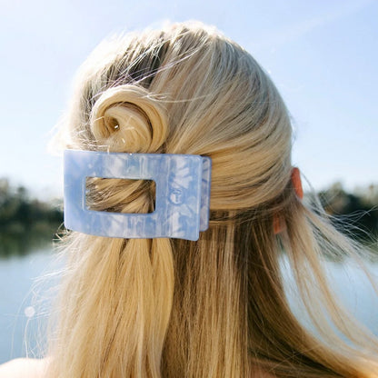 TELETIES Medium Flat Rectangle Hair Clip – No-Snag Hold for All-Day Comfort