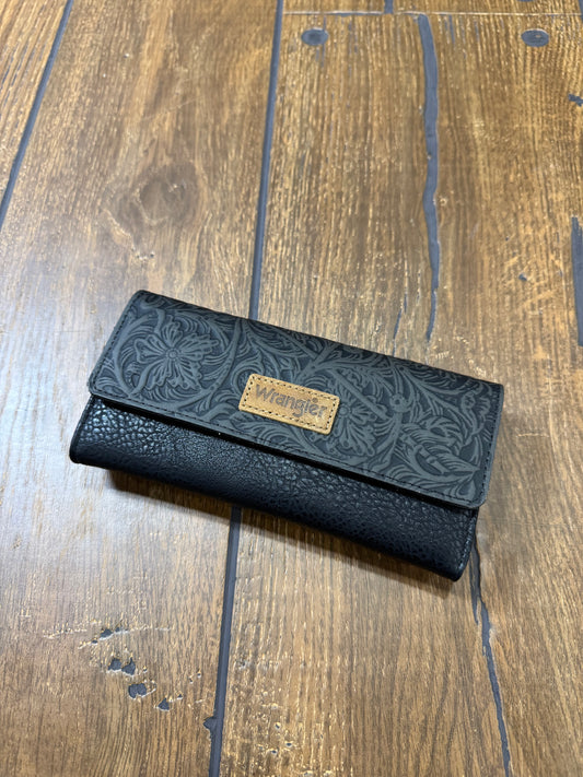 “Wrangler floral tooled tri‑fold RFID wallet wristlet”
“Compact Wrangler wristlet with floral embroidery and card slots”
“Western style flap wallet with wrist strap and RFID protection”