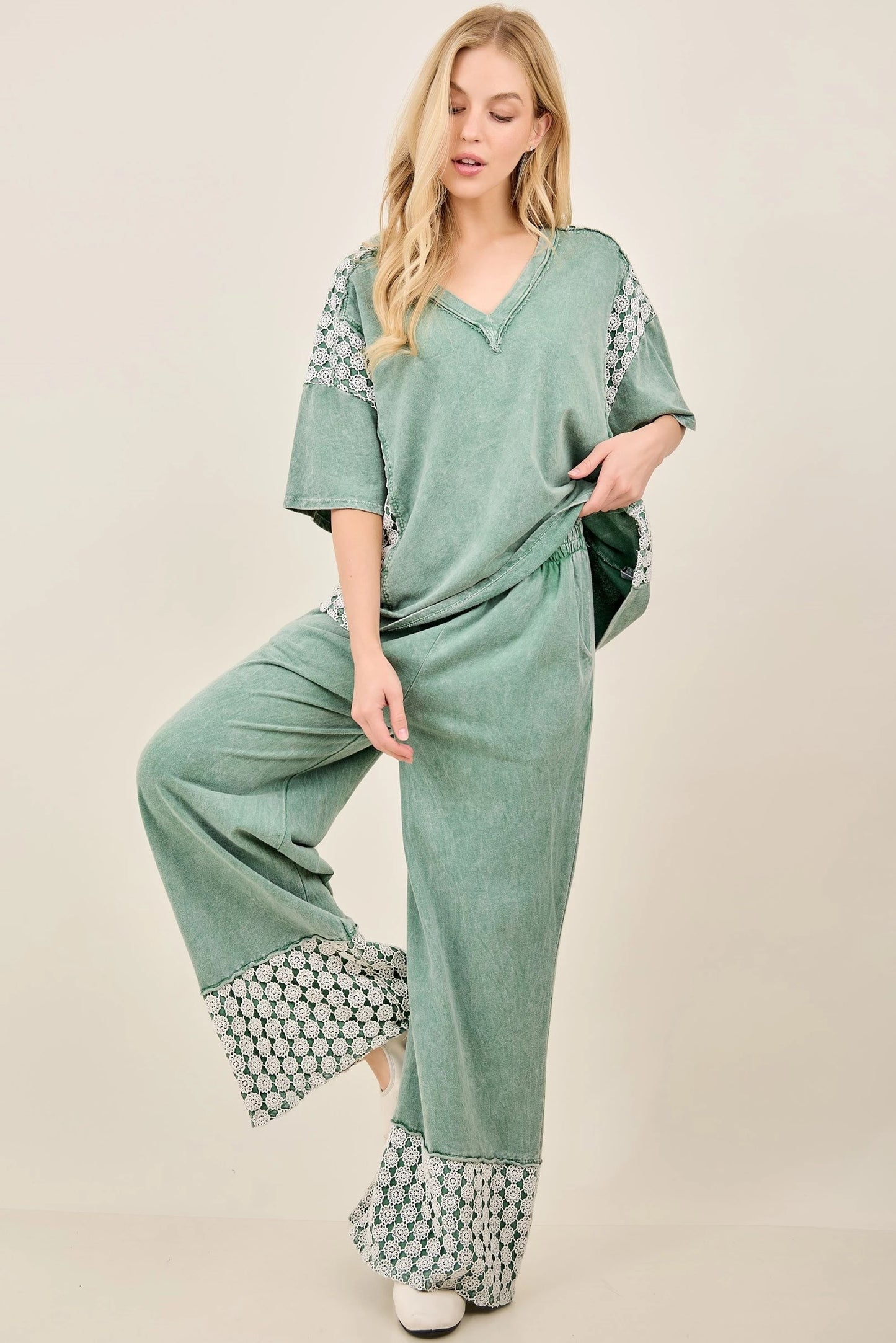 Mineral Washed Flower Daisy Trim V-Neck Blouse | Sage Floral Boutique Top
