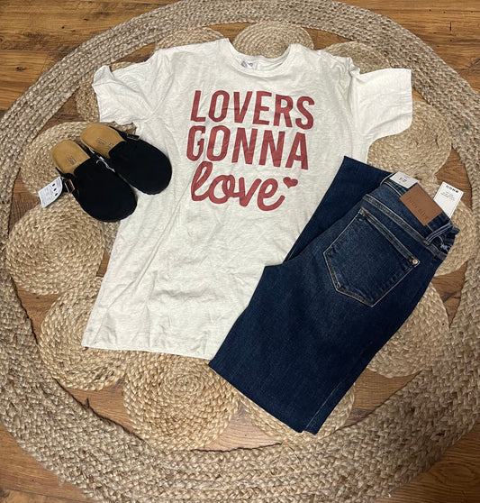 “Lover’s gonna love” T-Shirt