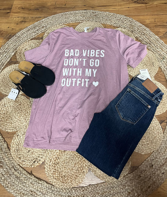 “No Bad Vibes” T-Shirt