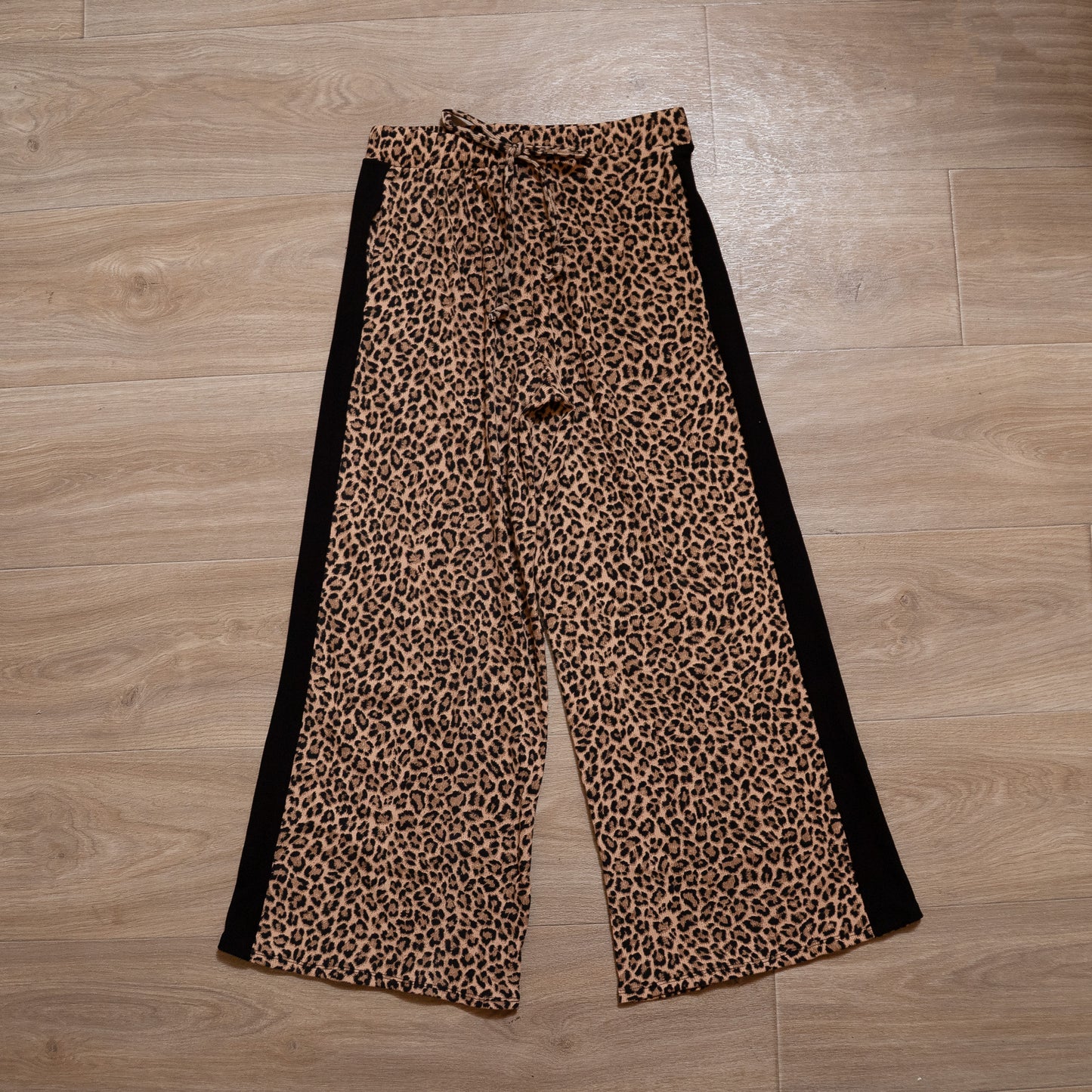 Leopard Print Lounge Jogger Pants – Comfy Animal Print Bottoms