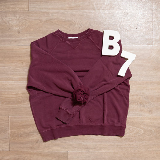 Cozy Mineral-Washed Raglan Sweatshirt – Crew Neck, Lightweight Comfort by HyFve