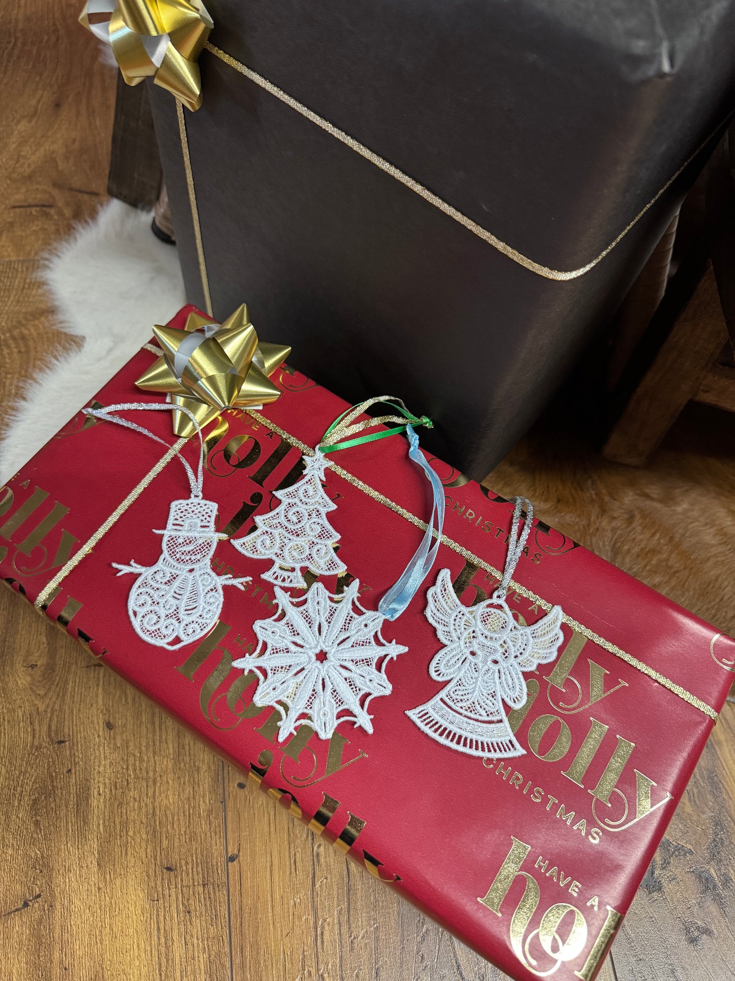 Freestanding Lace Ornaments — Multi-Use Holiday Magic