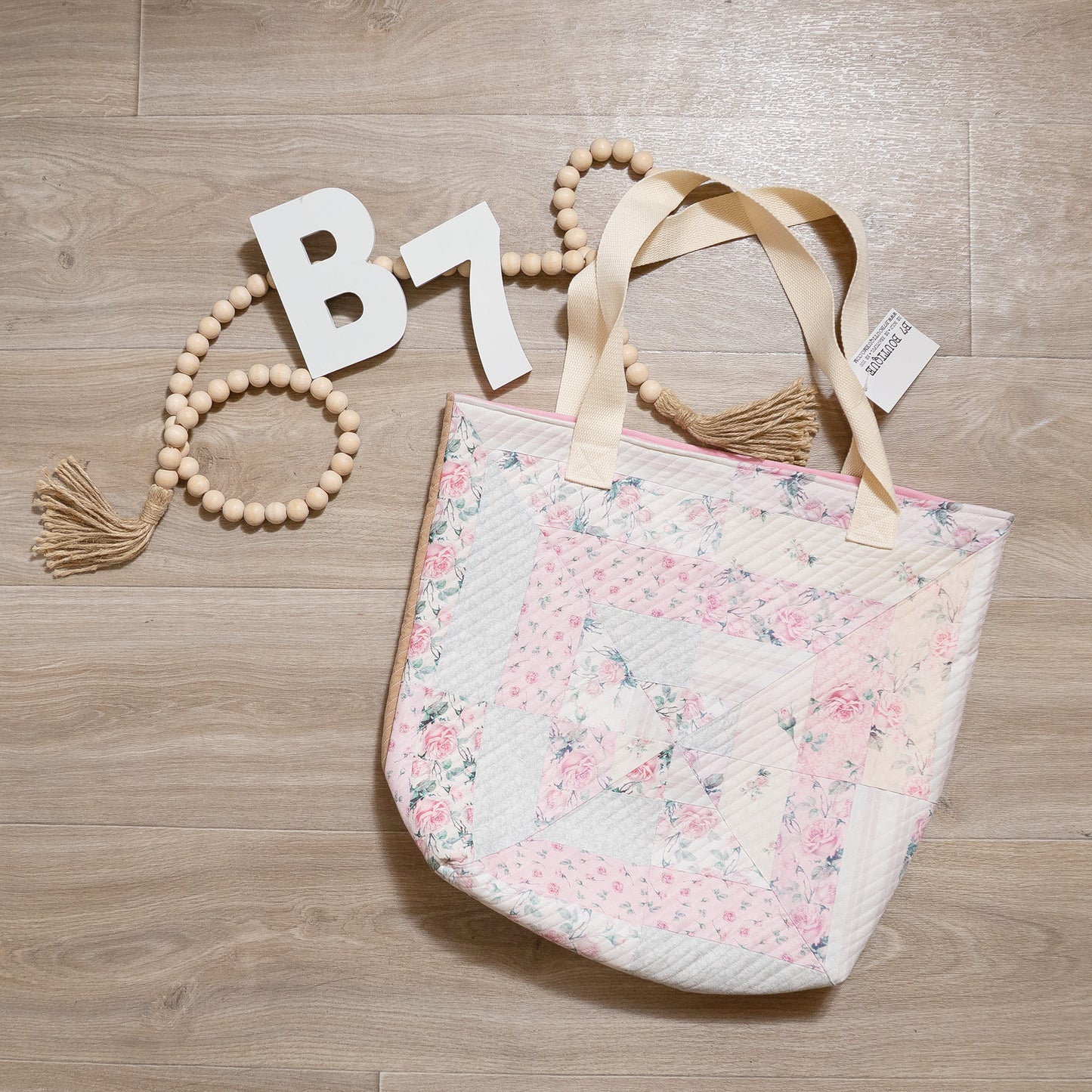 Floral Front & Camel Back Quilted Tote Bag – B7 Boutique Everyday Carryall