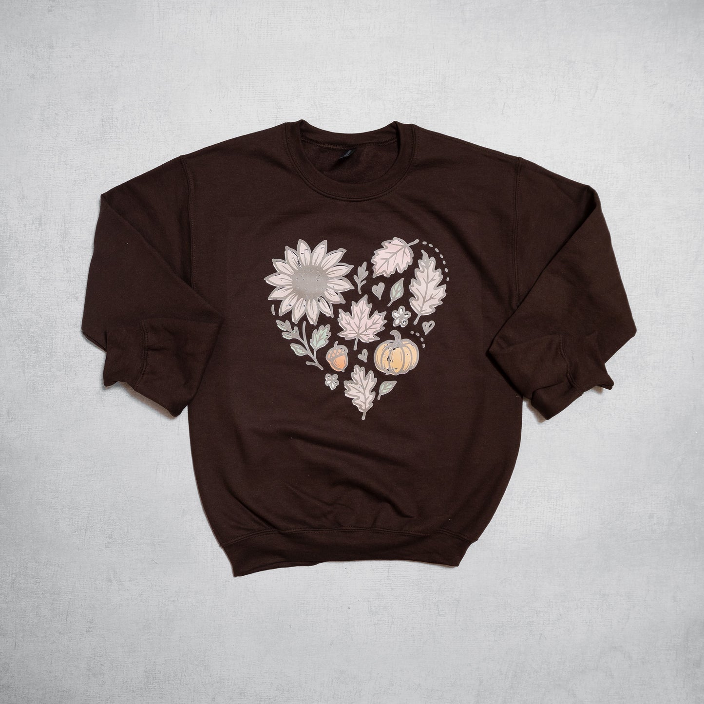 Fall Floral Heart Graphic Crewneck – Cozy Brown Autumn Sweatshirt